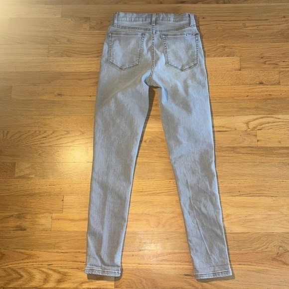 Joe's Jeans High Rise Meirabella Greywash Size 26 - Picture 7 of 12